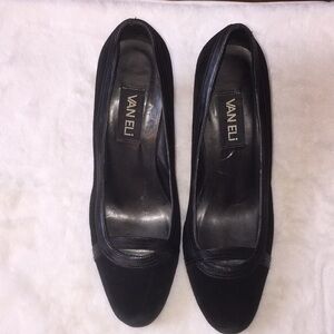 Van Eli black heels. Size 7 1/2 M.